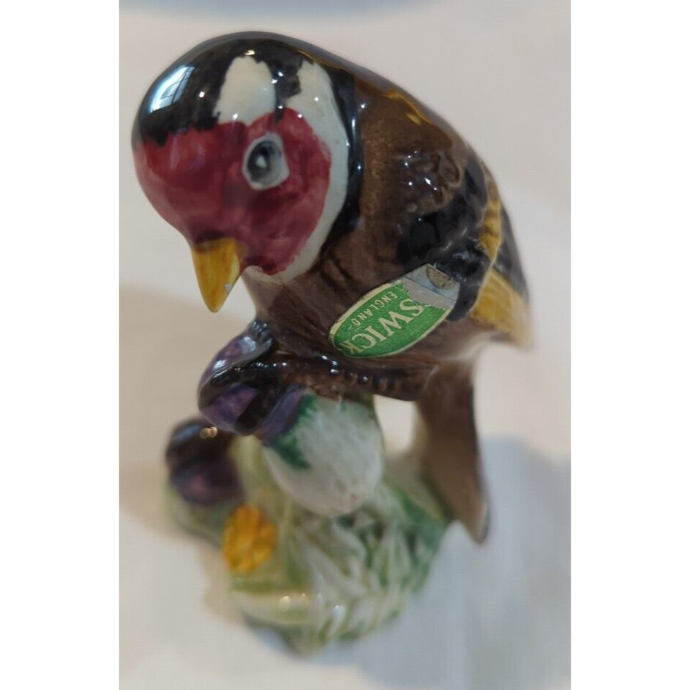 VINTAGE 'BESWICK' ENGLAND ART POTTERY‎ 'GOLDFINCH' Design 2273 By Graham Tongue